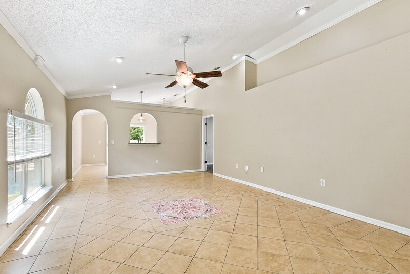 2,100/Mo, 115 Placid Woods Ct Sanford, FL 32773 Living Room View 2