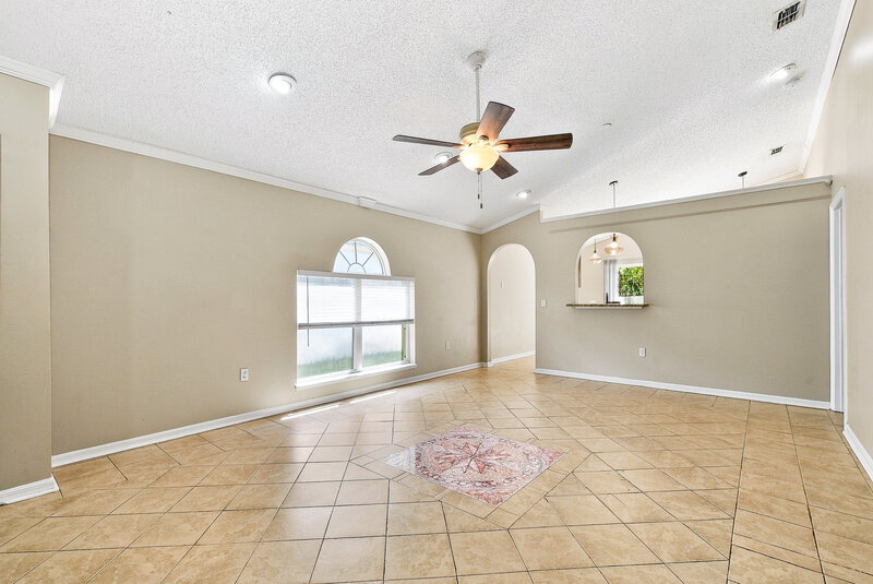 2,100/Mo, 115 Placid Woods Ct Sanford, FL 32773 Living Room View 3