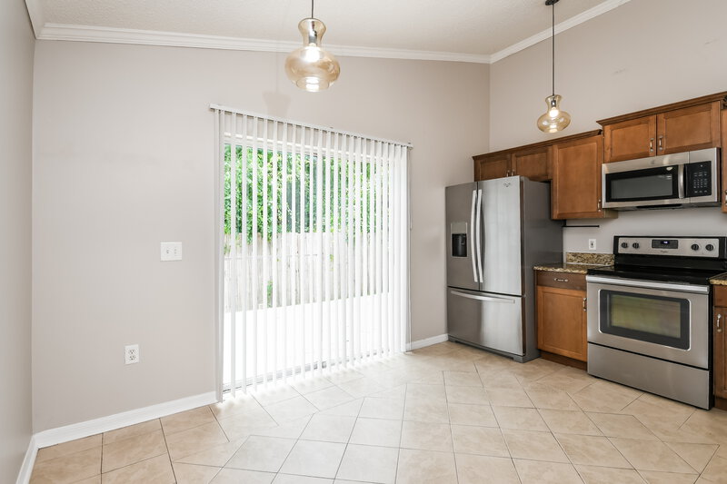 2,100/Mo, 115 Placid Woods Ct Sanford, FL 32773 Kitchen View
