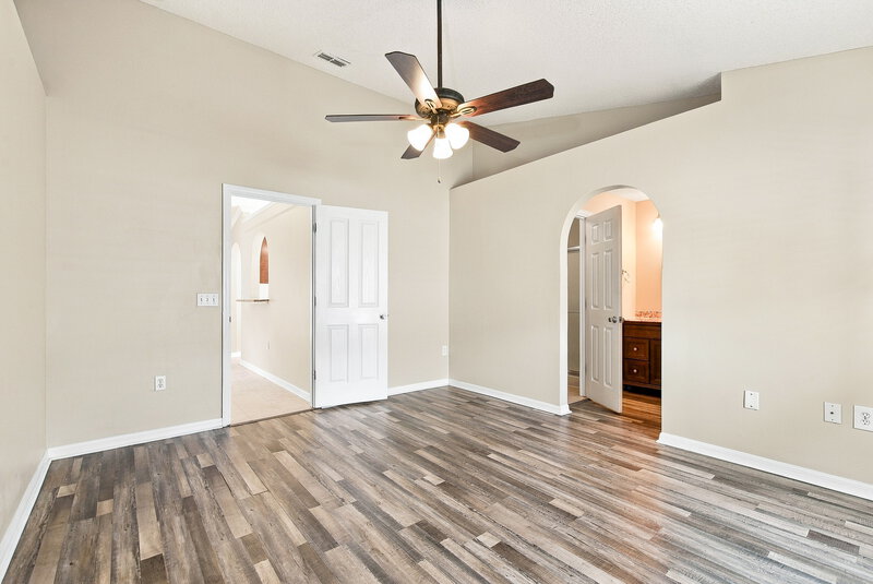 2,100/Mo, 115 Placid Woods Ct Sanford, FL 32773 Primary Bedroom View 2