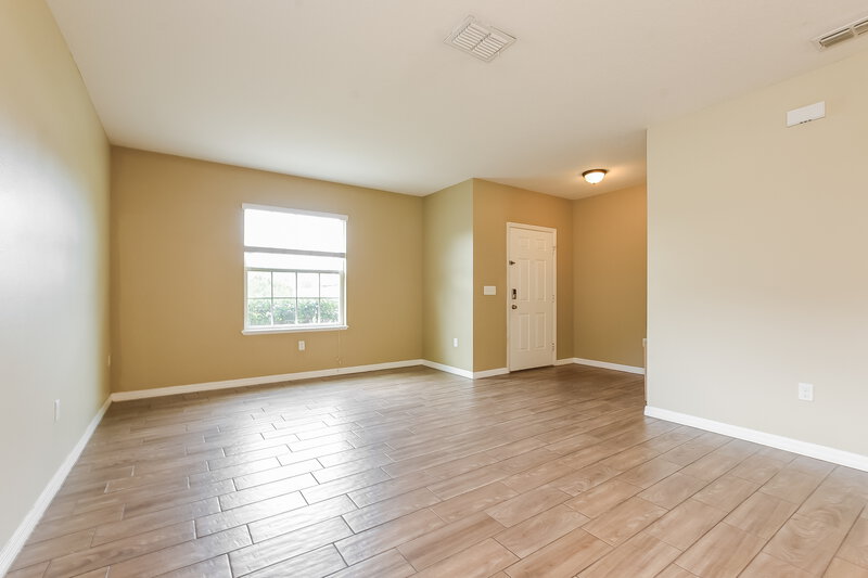 2,345/Mo, 121 Daigledog St Saint Cloud, FL 34772 Dining Room View