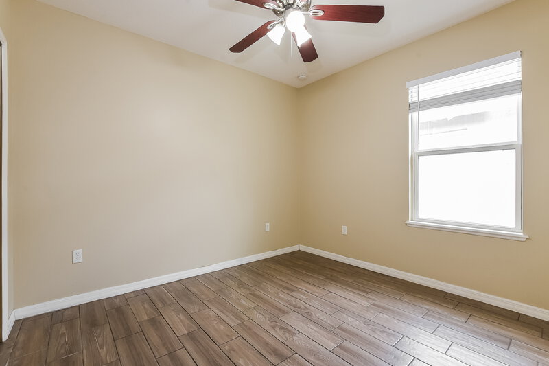 2,345/Mo, 121 Daigledog St Saint Cloud, FL 34772 Bedroom View 2