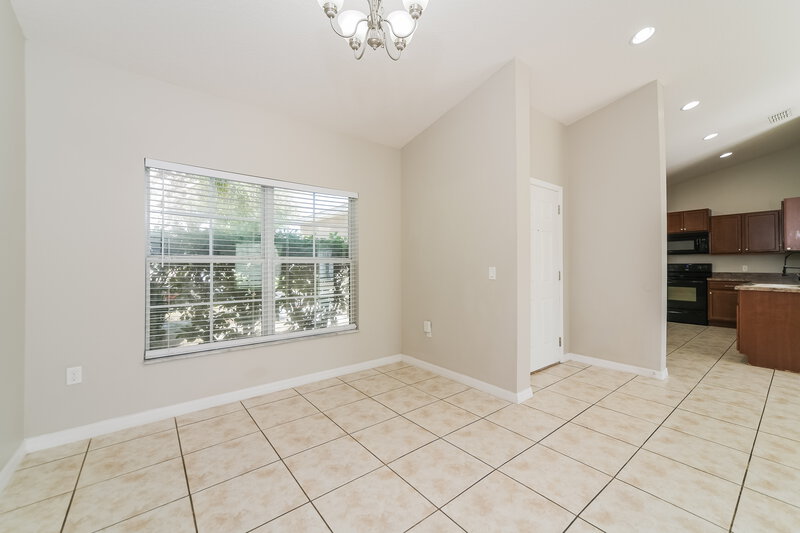 1,970/Mo, 4108 Shelter Bay Dr Kissimmee, FL 34746 Dining Room View