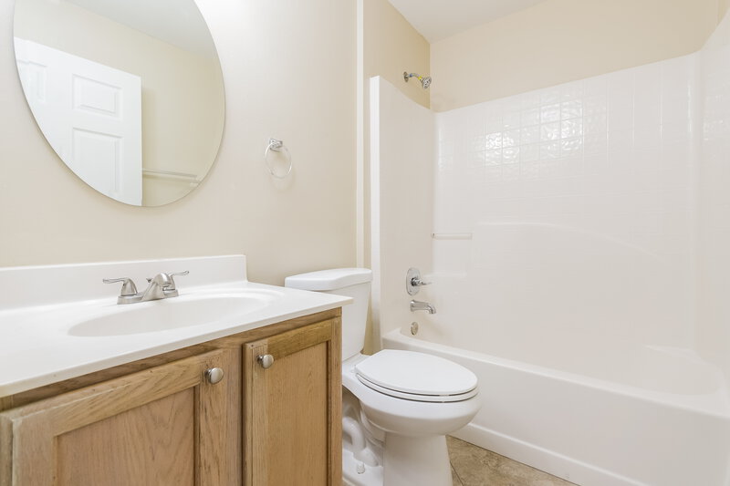 2,130/Mo, 2145 Marisol Loop Kissimmee, FL 34743 Bathroom View
