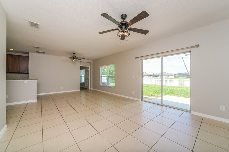 2,265/Mo, 3722 Brambly Avenue Saint Cloud, FL 34772 Family Room View 2