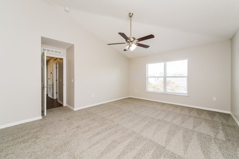 2,300/Mo, 4811 Petal Pawpaw Ln Saint Cloud, FL 34772 Main Bedroom View