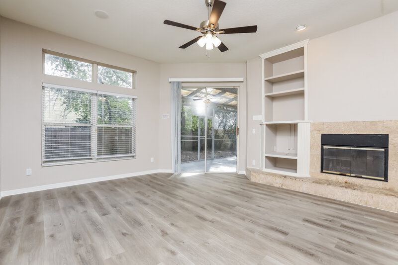 2,375/Mo, 331 Falling Leaf Way Casselberry, FL 32707 Living Room View 3