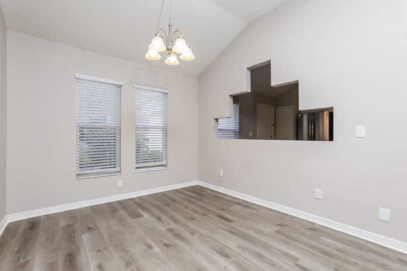 2,375/Mo, 331 Falling Leaf Way Casselberry, FL 32707 Dining Room View