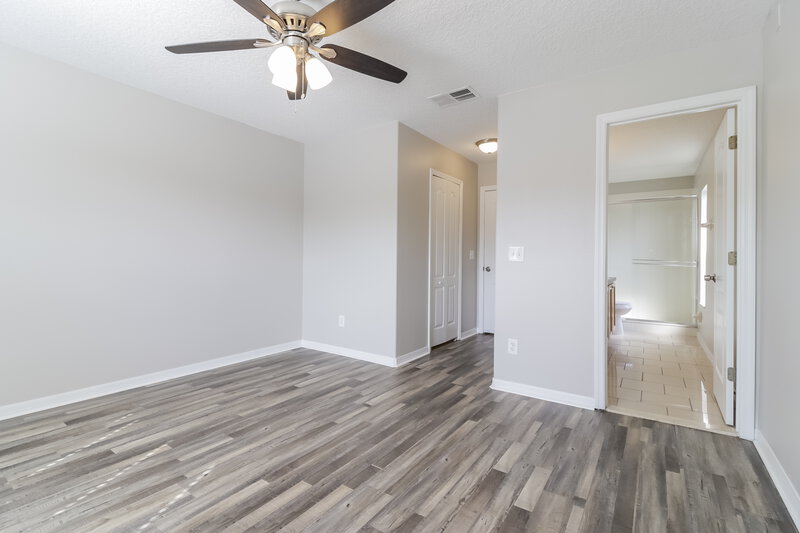 2,205/Mo, 1808 Sherbourne St Winter Garden, FL 34787 Master Bedroom View 2