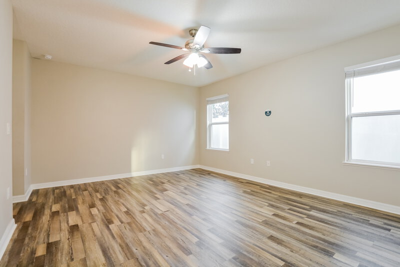 2,450/Mo, 3627 Ryegrass St Clermont, FL 34714 Main Bedroom View 2