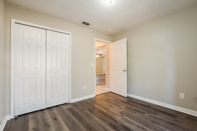 2,205/Mo, 711 Satin Leaf Cir Ocoee, FL 34761 Bedroom View 4