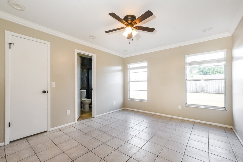 2,255/Mo, 2145 Pimlico St Orlando, FL 32822 Main Bedroom View