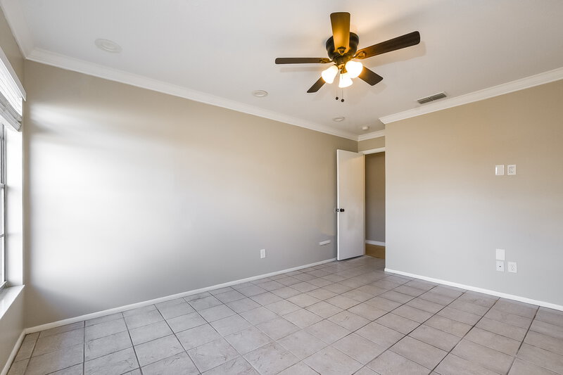 2,255/Mo, 2145 Pimlico St Orlando, FL 32822 Main Bedroom View 2