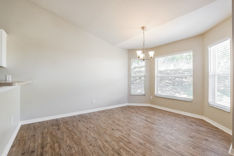 2,675/Mo, 471 Shady Creek Ln Clermont, FL 34711 Breakfast Nook View