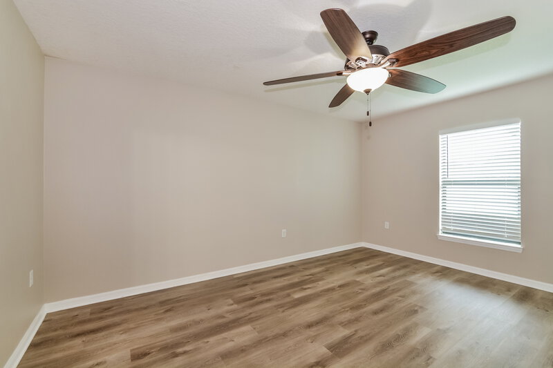 1,980/Mo, 2443 Bracknell Forest Trl Tavares, FL 32778 Main Bedroom View