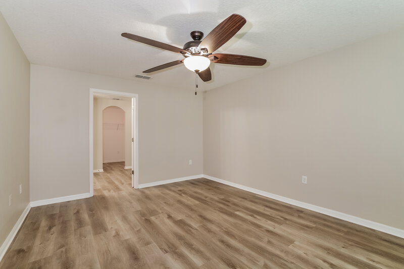 1,980/Mo, 2443 Bracknell Forest Trl Tavares, FL 32778 Main Bedroom View 2