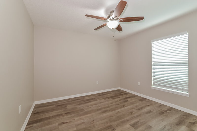 1,980/Mo, 2443 Bracknell Forest Trl Tavares, FL 32778 Bedroom View 3