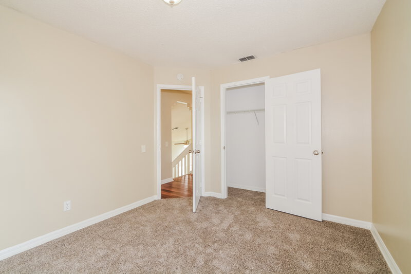 2,650/Mo, 8603 Fort Jefferson Blvd Orlando, FL 32822 Bedroom View