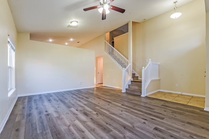 2,515/Mo, 128 Islamorada Way Sanford, FL 32771 Living Room View 2