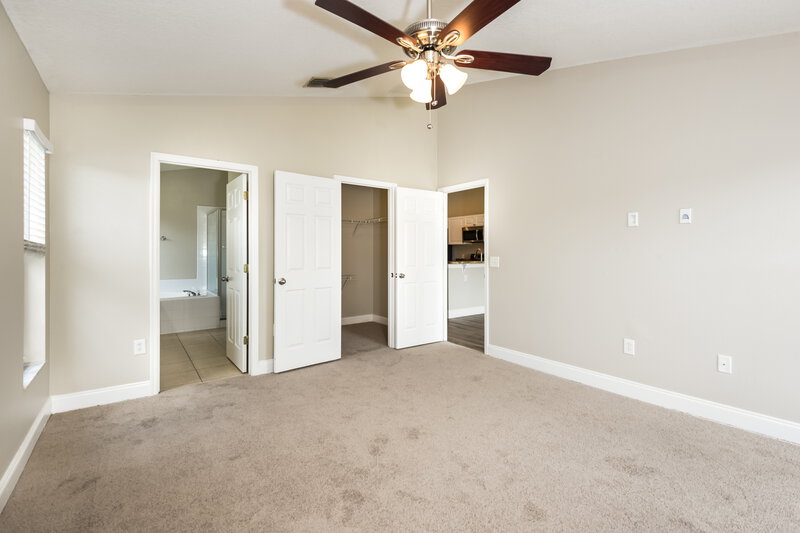 2,665/Mo, 11254 Moonshine Creek Cir Orlando, FL 32825 Main Bedroom View