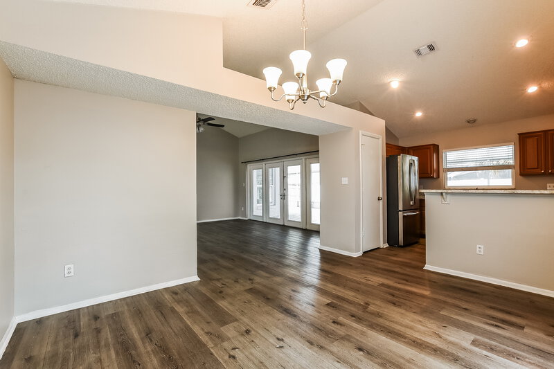 2,615/Mo, 1029 Beckstrom Dr Oviedo, FL 32765 Dining Room View 2
