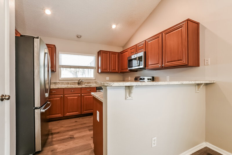2,615/Mo, 1029 Beckstrom Dr Oviedo, FL 32765 Kitchen View 2