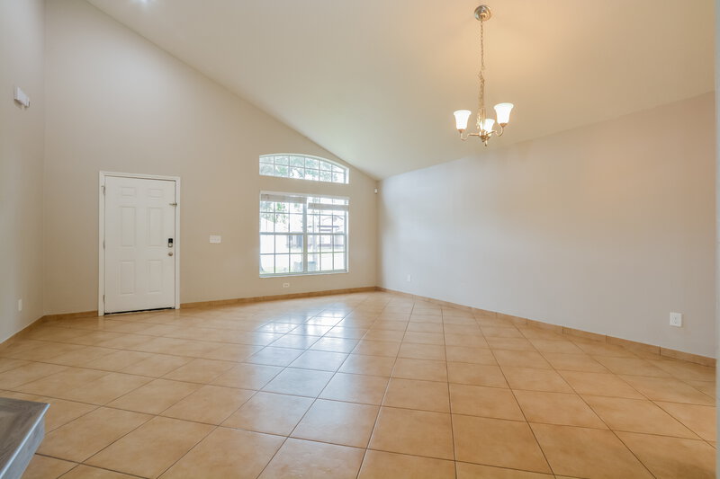 2,185/Mo, 3042 Stillwater Dr Kissimmee, FL 34743 Dining Room View 2