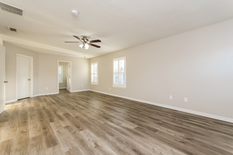 2,615/Mo, 438 Lisa Karen Cir Apopka, FL 32712 Main Bedroom View