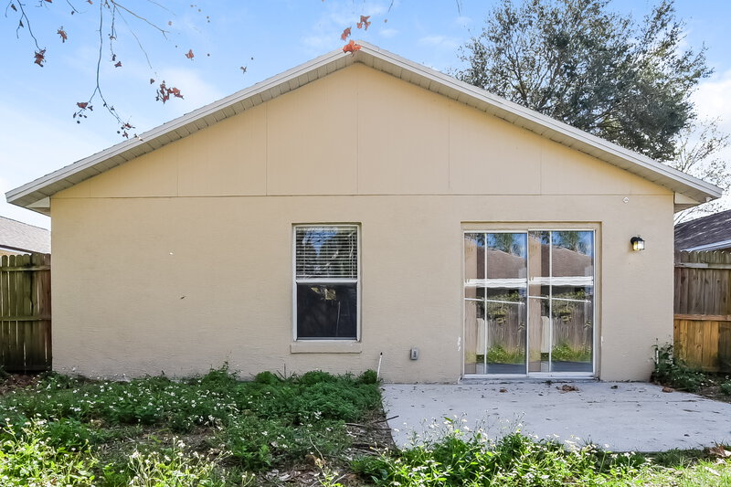 2,145/Mo, 2135 Eola Court Oviedo, FL 32765 Rear View