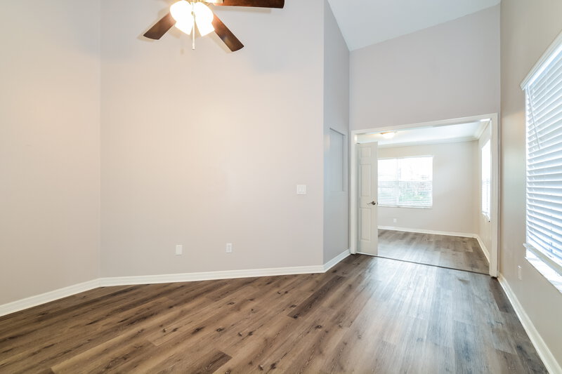 1,985/Mo, 354 Morning Creek Cir Apopka, FL 32712 Main Bedroom View 2