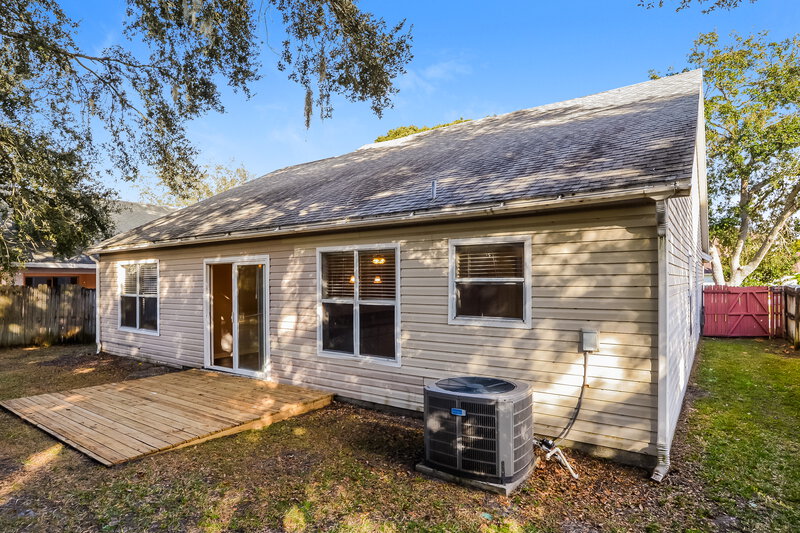 1,985/Mo, 354 Morning Creek Cir Apopka, FL 32712 Rear View