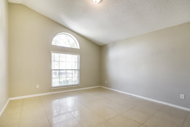2,115/Mo, 2459 Parsons Pond Cir Kissimmee, FL 34743 Bedroom View