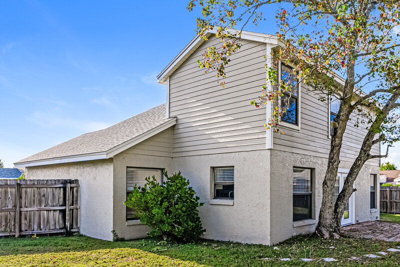 2,365/Mo, 2002 Kinder Ct Orlando, FL 32837 Rear View