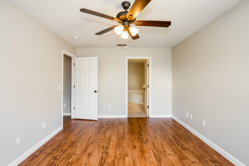 2,460/Mo, 4166 Shadow Creek Cir Oviedo, FL 32765 Main Bedroom View