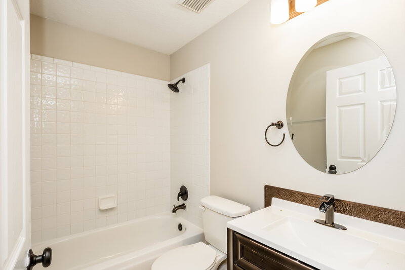 2,460/Mo, 4166 Shadow Creek Cir Oviedo, FL 32765 Bathroom View