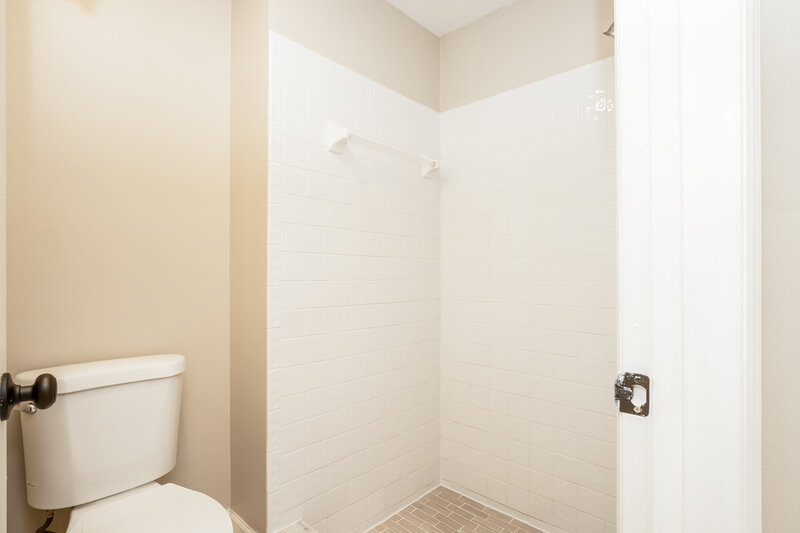 2,460/Mo, 4166 Shadow Creek Cir Oviedo, FL 32765 Bathroom View 2