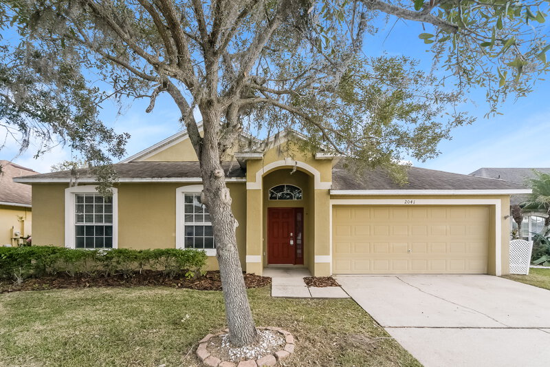 2,100/Mo, 2041 The Oaks Blvd Kissimmee, FL 34746 External View