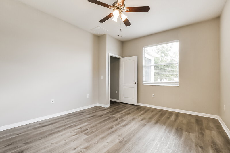 2,375/Mo, 5755 Coquyt Dr Mount Dora, FL 32757 Main Bedroom View 2