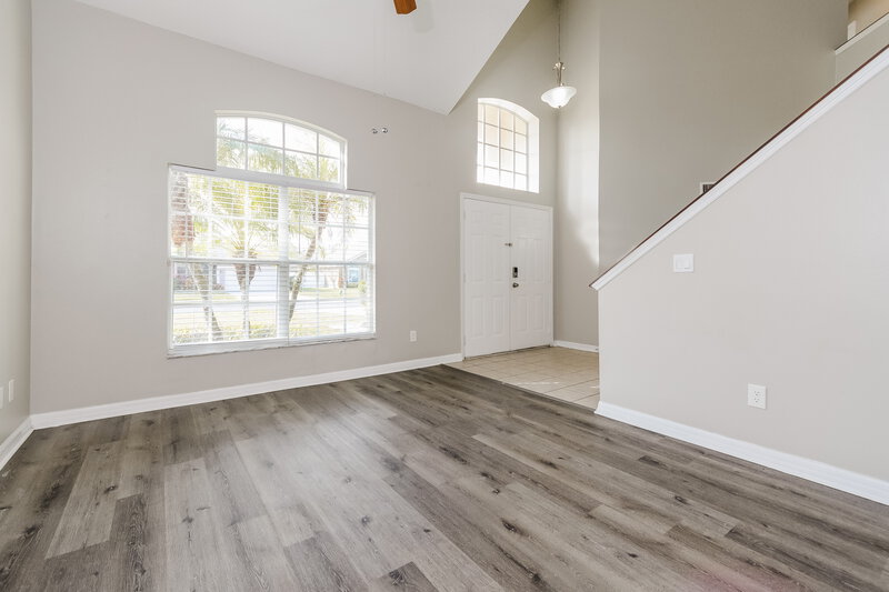 2,565/Mo, 2669 Gold Dust Cir Kissimmee, FL 34744 Living Room View 2