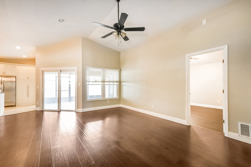 2,365/Mo, 4253 Cloverleaf Pl Casselberry, FL 32707 Living Room View