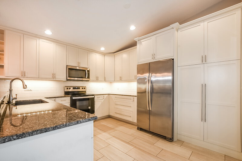 2,365/Mo, 4253 Cloverleaf Pl Casselberry, FL 32707 Kitchen View