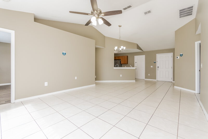 2,090/Mo, 3826 Kyle Dr Saint Cloud, FL 34772 Living Room View 2