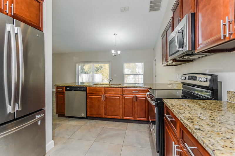 1,845/Mo, 628 Bayport Dr Kissimmee, FL 34758 Kitchen View 2