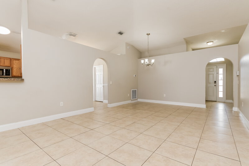 1,745/Mo, 588 Kilimanjaro Dr Kissimmee, FL 34758 Living Room View 2