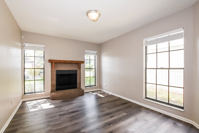 1,915/Mo, 1275 Pin Oak Dr Apopka, FL 32703 Living Room View