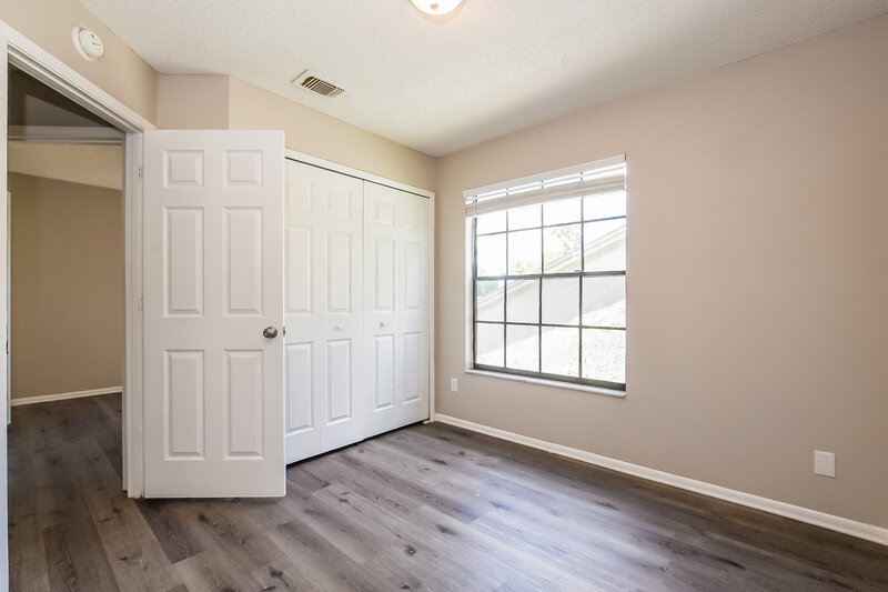 1,915/Mo, 1275 Pin Oak Dr Apopka, FL 32703 Bedroom View 2