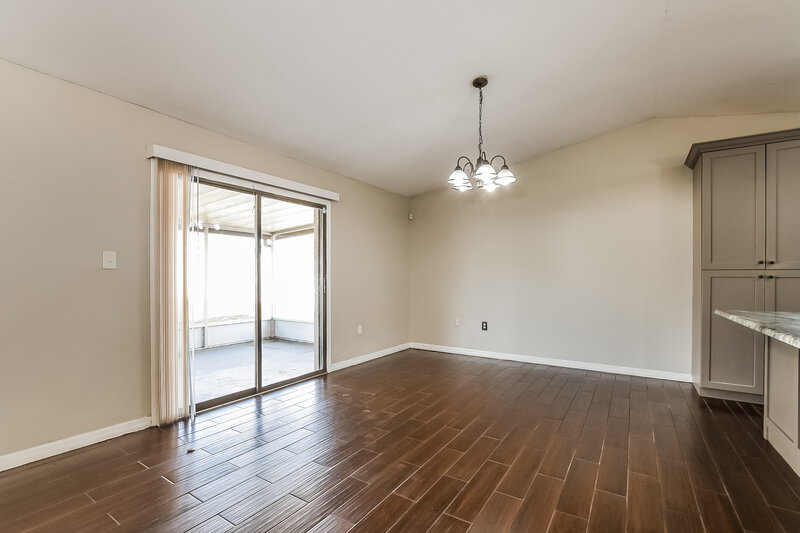 1,935/Mo, 503 Firewood Ave Eustis, FL 32726 Dining Room View