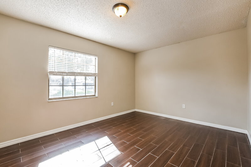 1,935/Mo, 503 Firewood Ave Eustis, FL 32726 Bedroom View 2