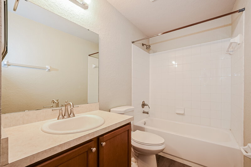 1,935/Mo, 3722 Ricky Ln Saint Cloud, FL 34772 Bathroom View