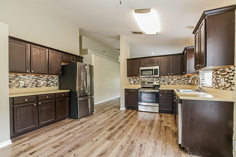 2,505/Mo, 4654 Park Eden Cir Orlando, FL 32810 Kitchen View